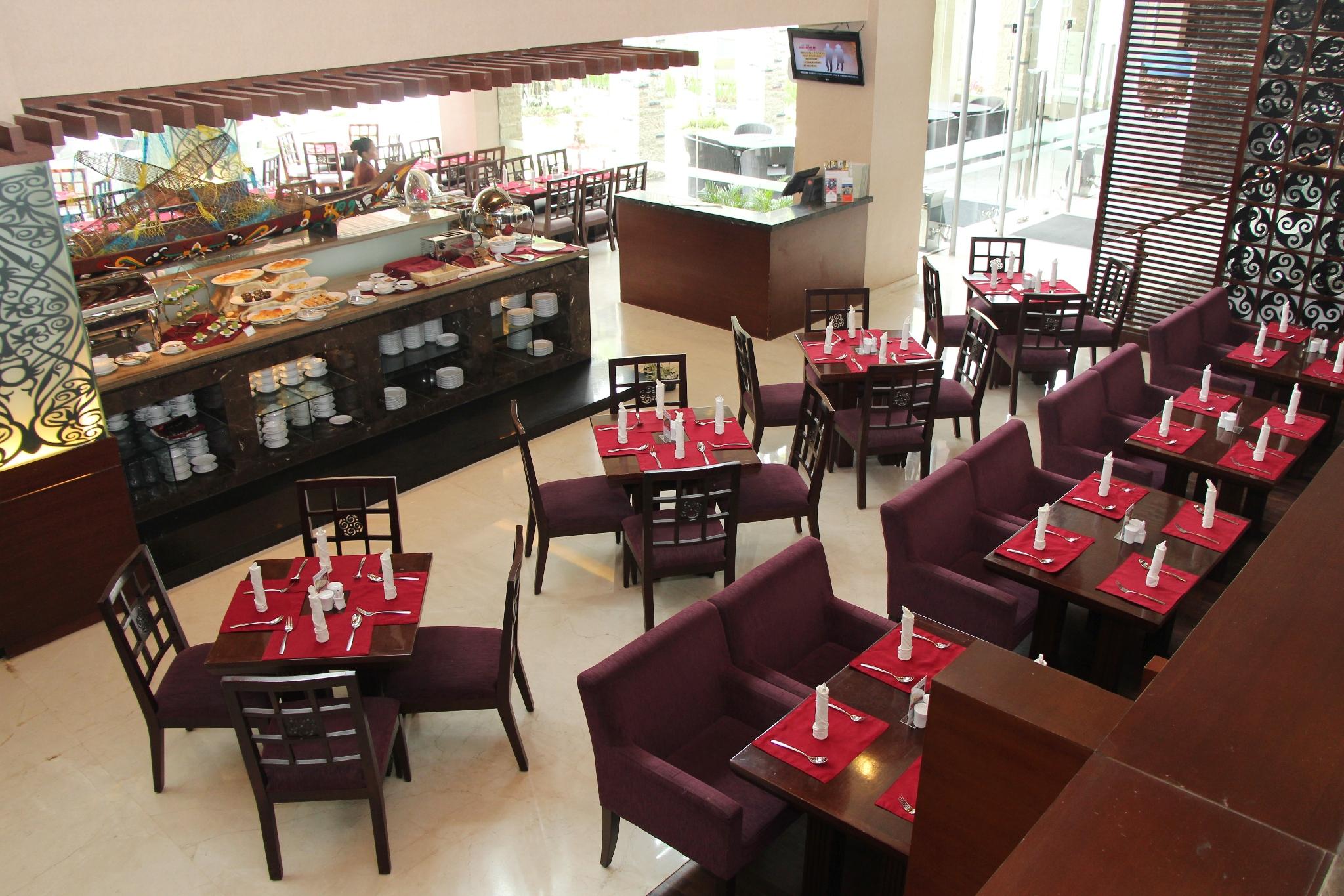 Swiss-Belhotel Danum Palangkaraya Exterior photo