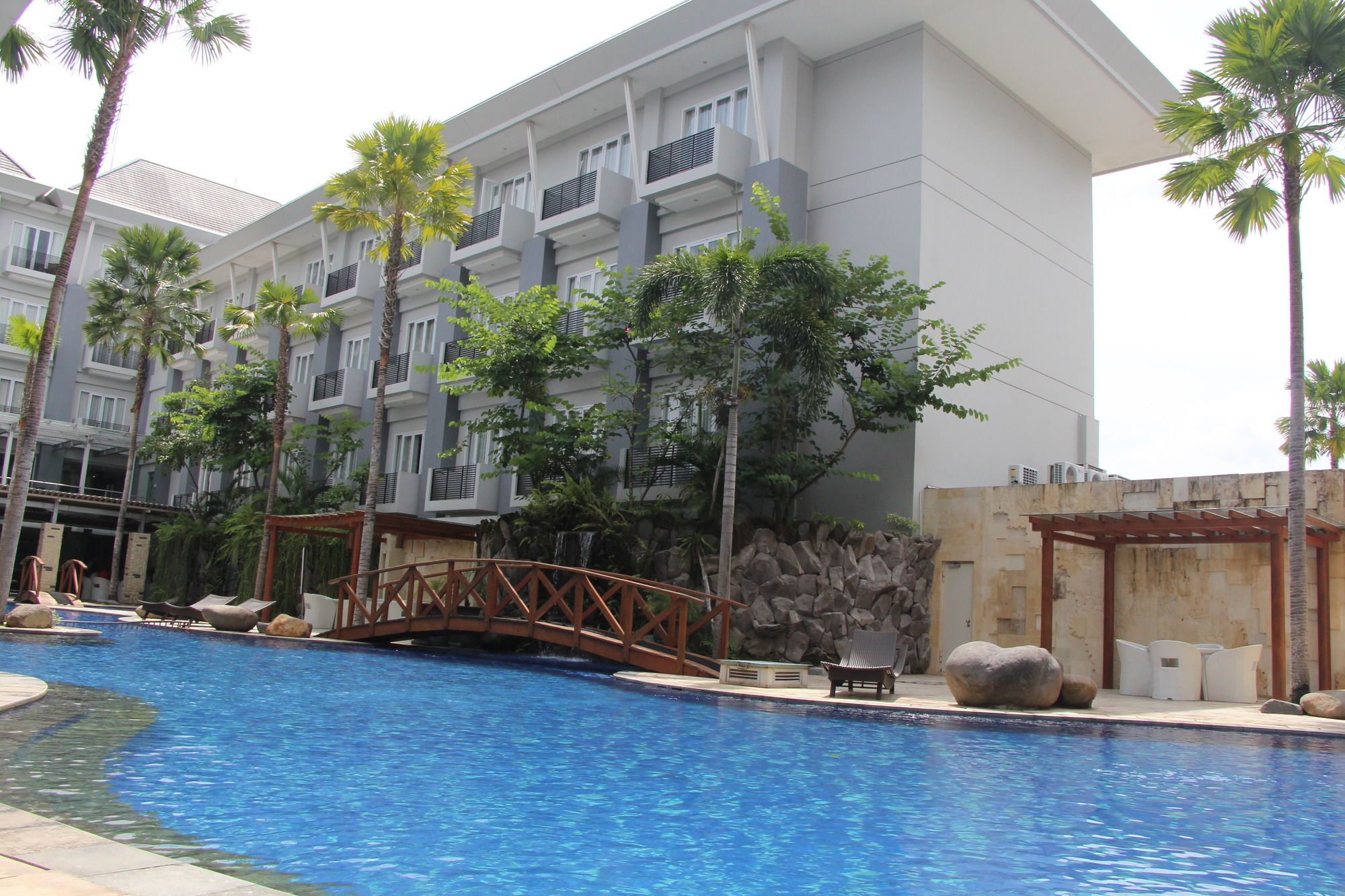 Swiss-Belhotel Danum Palangkaraya Exterior photo
